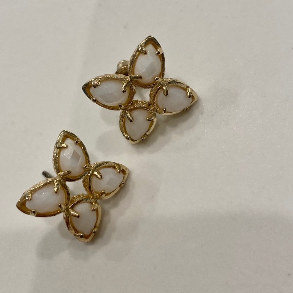 Kendra Scott Earring Studs